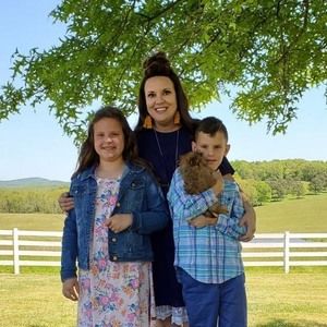 Meet your Posher, Dana